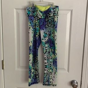 athletic leggings